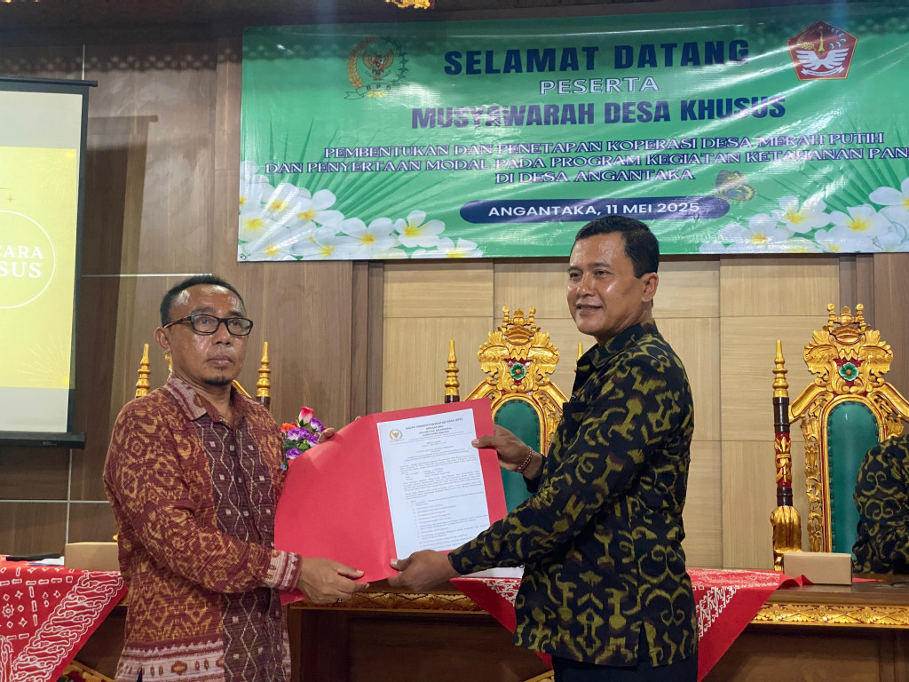MUSYAWARAH DESA KHUSUS PEMBENTUKAN KOPERASI DESA MERAH PUTIH DAN PENYERTAAN MODAL PADA KEGIATAN KETAHANAN PANGAN DI DESA ANGANTAKA